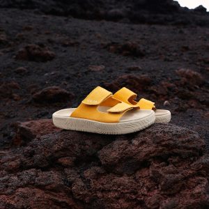ETNA SUEDE SAFRAN ALMOND